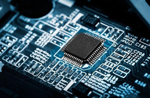供應 [Infineon] 分立半導體產品： 供應晶體管、晶閘管、二極管