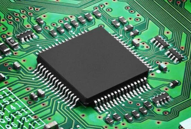 長期收購 [ST] 微控制器芯片： 收購汽車 MCU、入門級 MCU、無線 MCU