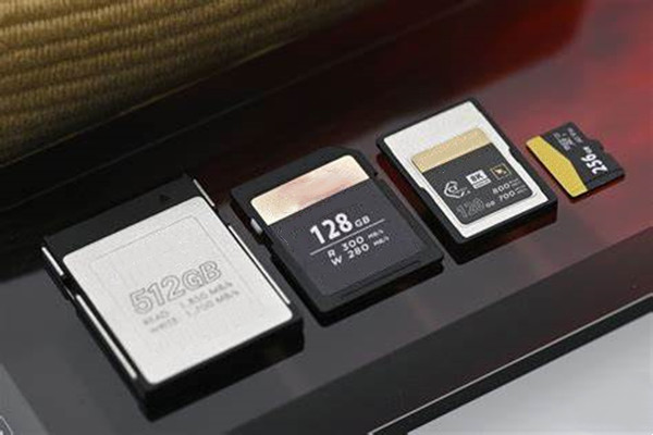 出售sandisk閃存卡，手機內(nèi)存卡：8Gb、16Gb、32Gb、64Gb、128Gb、256Gb