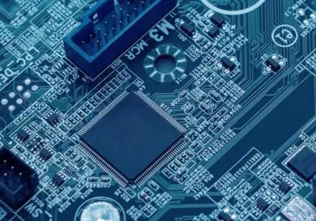 供應(yīng)電源管理-PMIC 芯片：包括電池管理、電壓基準(zhǔn)、LDO 穩(wěn)壓器、開關(guān)穩(wěn)壓器
