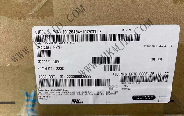 安費諾 10128494-107500ULF ExaMEZZ? 夾層式連接器，引領(lǐng)高速連接新時代